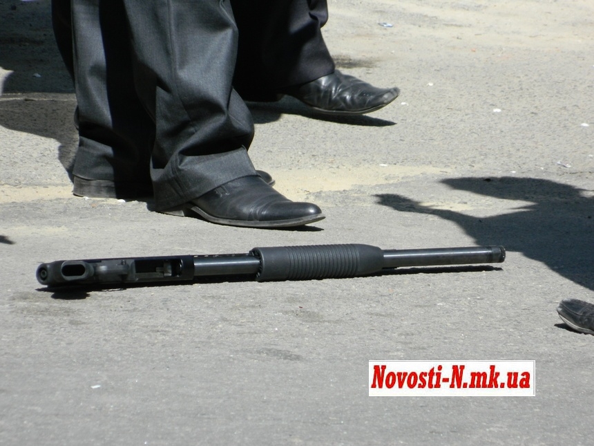 В центре Николаева среди бела дня расстреляли бизнесмена. ОБНОВЛЕНО ФОТО